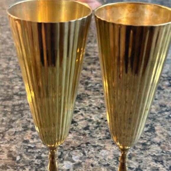 Set of 2 Vintage Brass Champagne Flutes, Metal Glassware Ribbed Gold Goblets - Picture 6 of 10